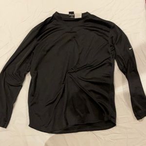 Nike alpha project long sleeve. Perfect for athletic use